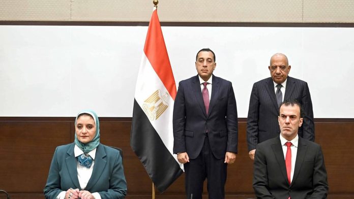 Empresario emiratí fanático de Argentina cerró un megaproyecto energético con Egipto por USD 20