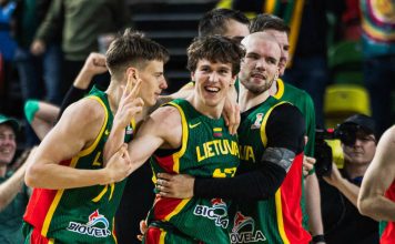 Anotó 3 triples en 10 segundos sobre el final del partido, dio vuelta el marcador y desató la locura en la clasificación al Mundial de básquet