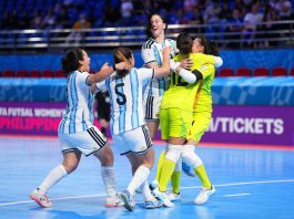 Argentina sigue haciendo historia en el primer Mundial de Futsal femenino: le ganó 3-2 a Polonia y se clasificó a cuartos de final