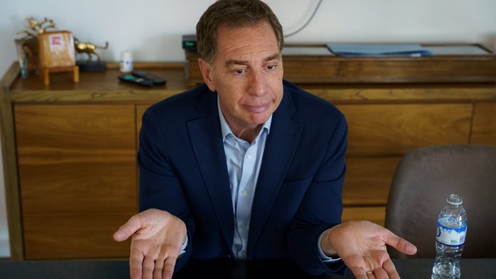 De Manuel Adorni a Luis y Santiago Caputo, la bienvenida del Gobierno a Santilli como ministro del Interior