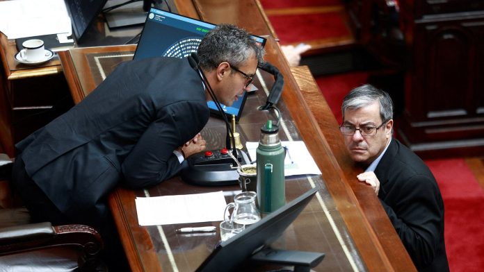 El plan del Gobierno para arrebatarle al peronismo la primera minoría en Diputados y ganar control legislativo