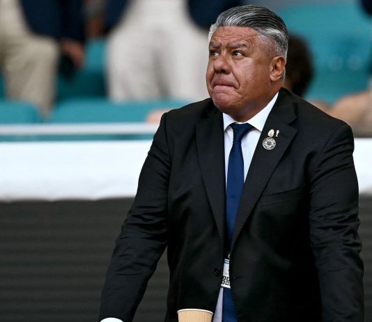 En medio de la polémica, Conmebol ratificó a Claudio Chiqui Tapia como representante ante la FIFA