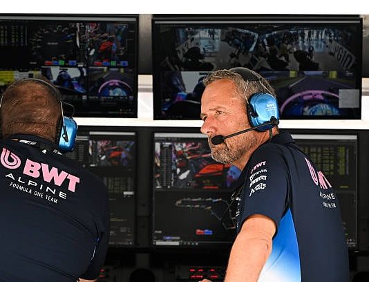 La frase del jefe de Alpine por el trabajo contrarreloj para reparar el coche de Colapinto tras el accidente en la Sprint del GP de Brasil