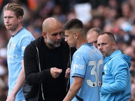La irónica respuesta de Guardiola cuando le preguntaron sobre la chance del regreso del Diablito Echeverri al City