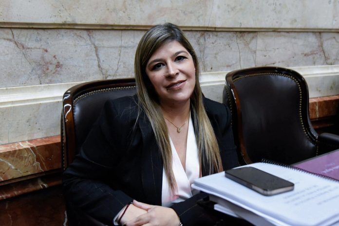 La Libertad Avanza sumó a otra diputada y quedó a un paso de la primera minoría en Diputados