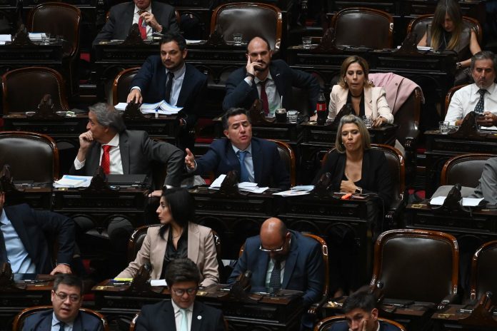 La nueva etapa de LLA en Diputados: primera minoría, reorganización interna y confianza para las extraordinarias