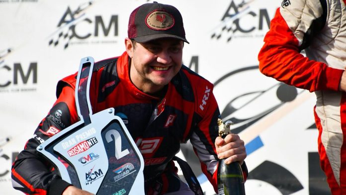 Se le rompió la dirección en plena carrera y manejó más de 10 vueltas con el volante en el aire: “Fue la locura más grande de mi vida”