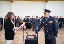 Allanaron al director del Servicio Penitenciario Federal por presuntos vínculos con una empresa que provee comida en mal estado a los presos