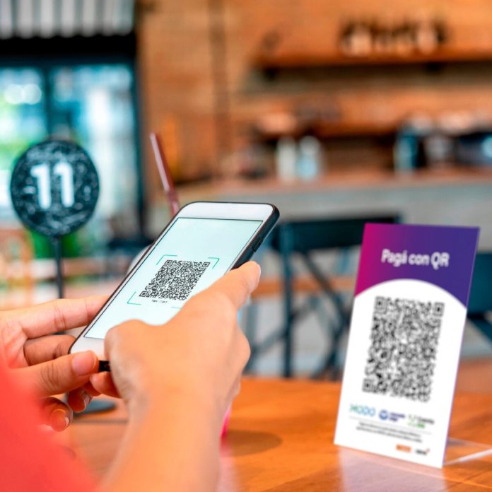 Cómo escanear un código QR con el celular