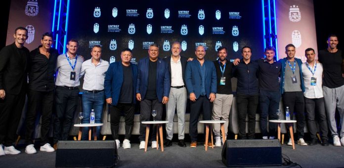 Egresó la primera camada de Directores Deportivos Pro de la AFA: los jugadores consagrados que recibieron su diploma