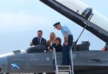 El curioso sticker pegado en uno de los aviones F-16 y la explicación oficial: “En honor al Presidente”