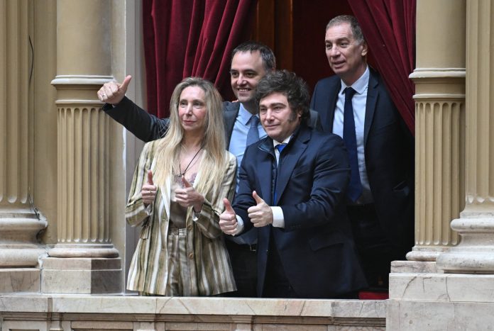 El Gobierno presenta hoy las reformas y comienza a planificar la estrategia para aprobarlas en el Congreso