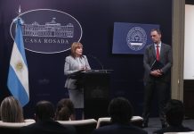 El Gobierno presentó AlertAR, un sistema que enviará un mensaje directo a celulares ante catástrofes naturales