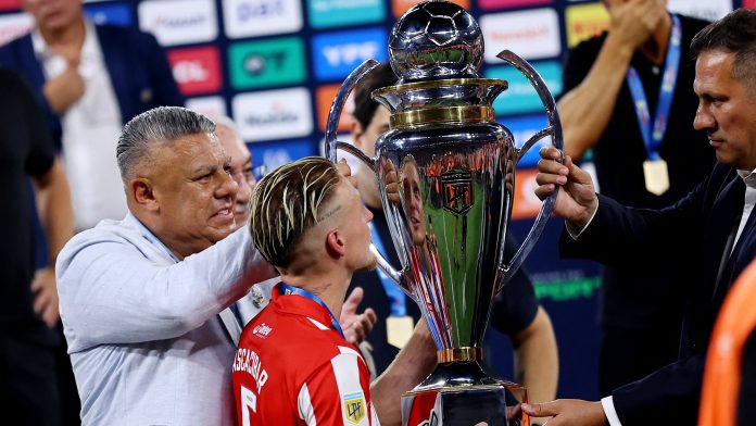 El posteo de Santiago Ascacibar mientras define su futuro: con su llegada a River Plate descartada, ¿se acerca a Boca Juniors?