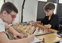 Faustino Oro se quedó con el duelo de jóvenes talentos en la primera rueda del IV Magistral de Ajedrez Szmetan-Giardelli