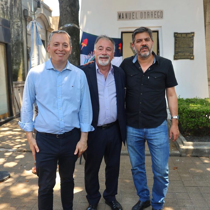 Interna bonaerense: un funcionario de Kicillof se mostró con un intendente anti K en un homenaje a Manuel Dorrego