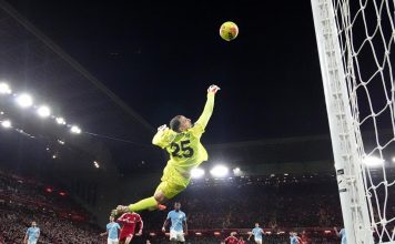 De un increíble tiro libre a la imposible atajada de Donnarumma a Mac Allister: el dramático triunfo del City ante el Liverpool