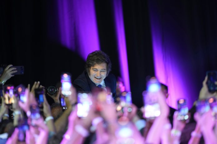 “Lo antes posible”: la oportunidad que quiere aprovechar el Gobierno antes del 2027 y el pulso electoral que impacta en la Mesa Política